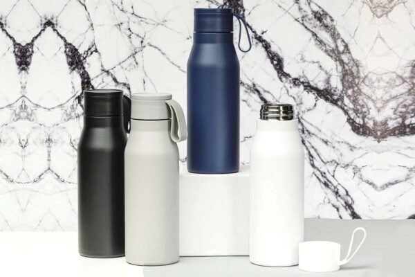 BOTELLA PRO – 900ml Multi-Functional Drink Bottle with Magnetic Phone Loop - Image 6